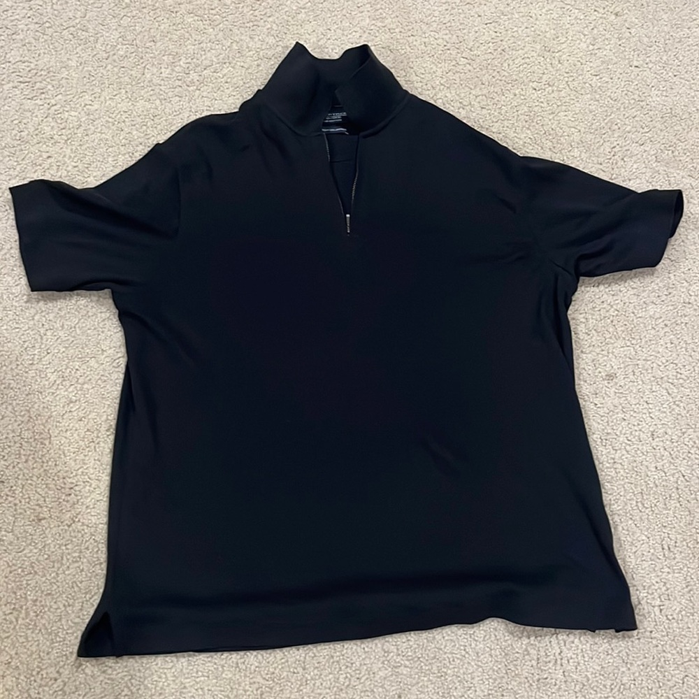 RoundTree & Yorke, Large, Black